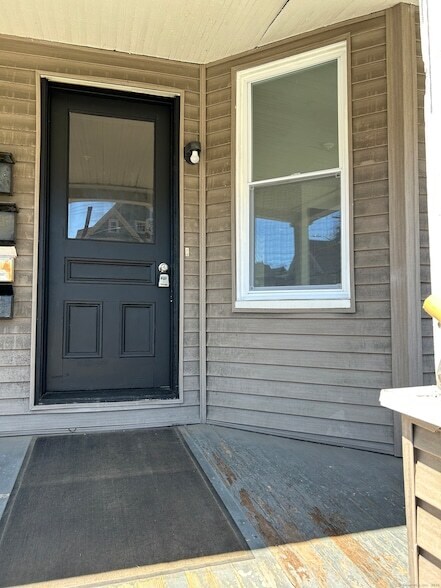 property at 182 Meadow St