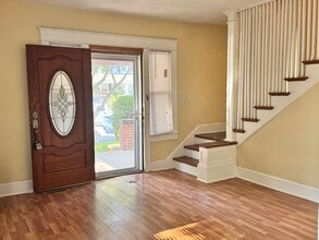 827 W 37th St in Norfolk, VA - Building Photo - Building Photo
