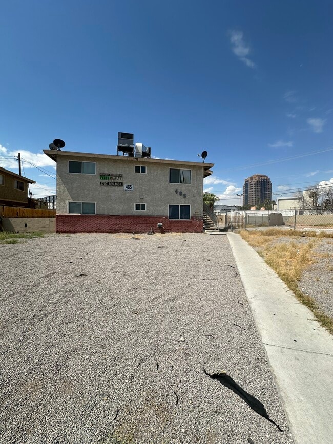 485 North Cir, Unit 4