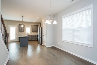 395 Crawford Pkwy in Clayton, NC - Building Photo - Building Photo