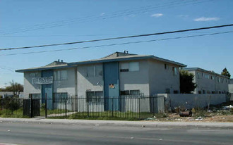 2115 N Santa Fe Ave Apartamentos