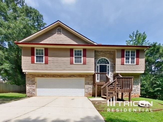 property at 3200 Oak St