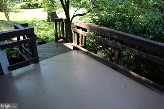 10 Dew Wood Ct in Rockville, MD - Building Photo - Building Photo