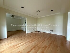 7610 Burning Hills Dr in Houston, TX - Building Photo - Building Photo