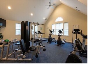21 Hampshire Rd, Unit 115 in Methuen, MA - Building Photo - Building Photo
