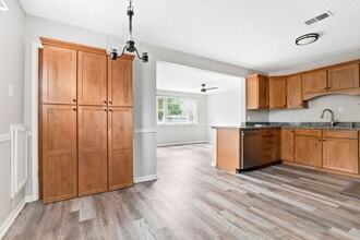 3112 Commander Dr in Louisville, KY - Building Photo - Building Photo