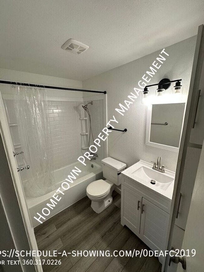 7801 Pacific Ave SE in Lacey, WA - Building Photo - Building Photo