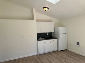 2660 Edison St in Eugene, OR - Building Photo - Building Photo