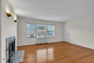 530 Michigan Ave in Evanston, IL - Building Photo - Building Photo