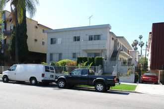 421 S Manhattan Pl in Los Angeles, CA - Building Photo - Building Photo