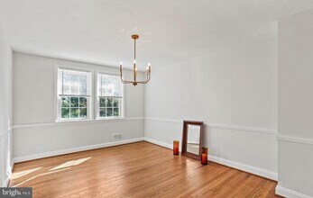 403 Stratford Rd in Catonsville, MD - Building Photo - Building Photo