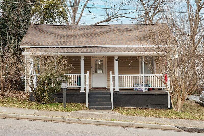 430 Cleveland Ave in Athens, GA - Building Photo