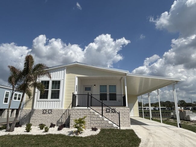property at 5646 Blue Harbor Dr