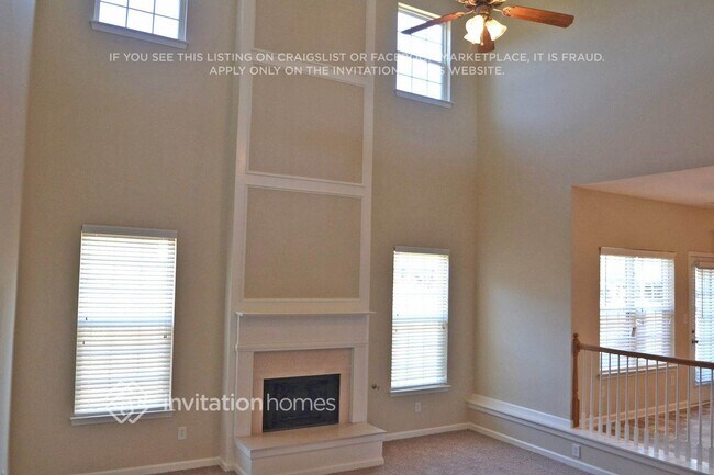 2823 Beaut Ct in Snellville, GA - Foto de edificio - Building Photo