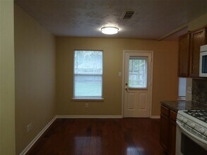 7111 Brown Bark in Magnolia, TX - Building Photo - Building Photo