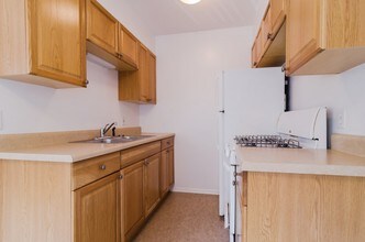 3501-3509 Emerson Ave S in Minneapolis, MN - Building Photo - Interior Photo