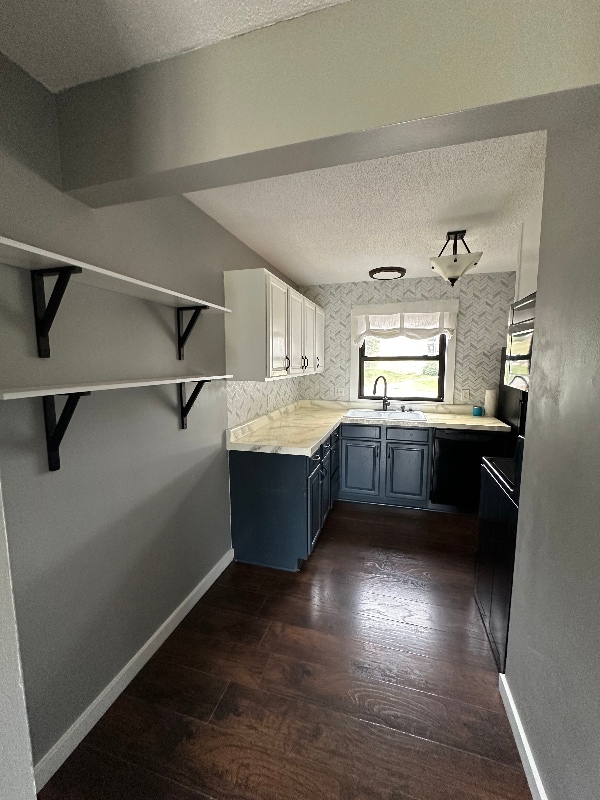 2133 Quail Creek Dr in Lawrence, KS - Foto de edificio - Building Photo