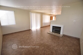 15067 Oak Spring Dr in Fontana, CA - Building Photo - Building Photo