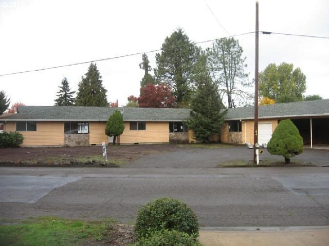 property at 320 NE Hill St