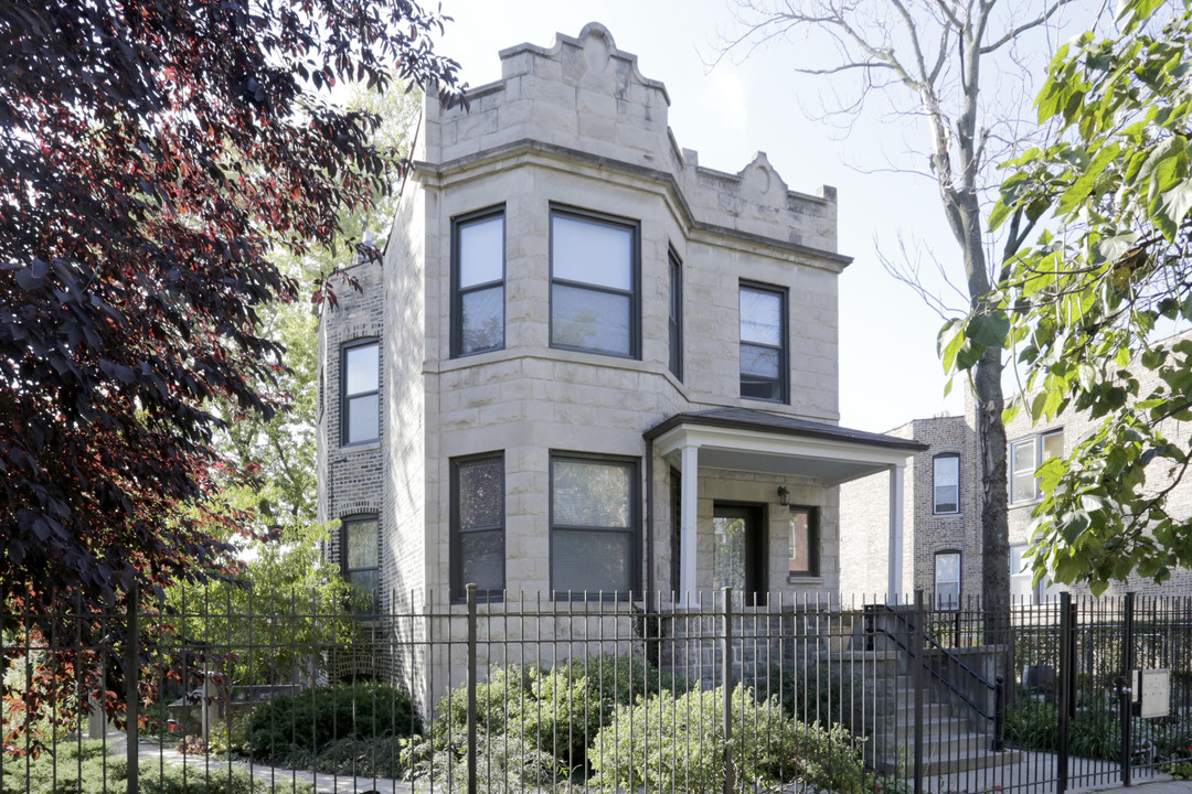 526 N Homan Ave in Chicago, IL - Building Photo