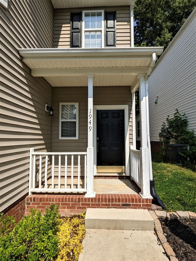 1949 Shadow Glen Dr in Raleigh, NC - Building Photo - Building Photo