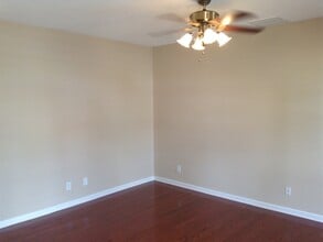 405 Tighfield Dr in Mebane, NC - Building Photo - Building Photo