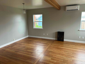 730 W 14th St in Medford, OR - Building Photo - Building Photo