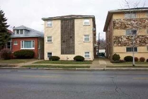 6883 N Northwest Hwy in Chicago, IL - Building Photo