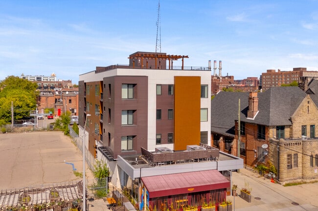 438 Selden St, Unit 403 in Detroit, MI - Building Photo - Building Photo