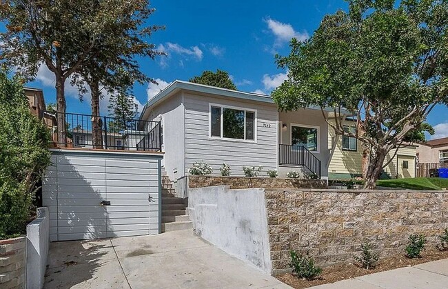 7142-7144 Mohawk St in San Diego, CA - Building Photo - Building Photo