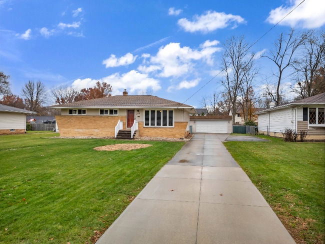 21518 Willow Ln in Strongsville, OH - Building Photo - Building Photo