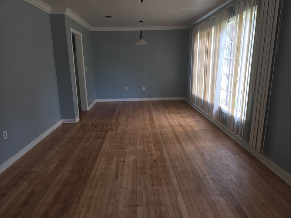 422 Cooper Rd in Jackson, MS - Building Photo