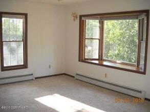 19519 Sue Tawn Dr in Anchorage, AK - Building Photo - Building Photo
