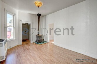965 56th St in Oakland, CA - Building Photo - Building Photo