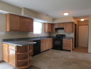 5363 Rolling River Ct in Indianapolis, IN - Building Photo - Building Photo