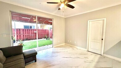 17014 SW 39th St in Miramar, FL - Building Photo - Building Photo