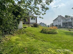 1729 Moorman Ave NW in Roanoke, VA - Building Photo - Building Photo