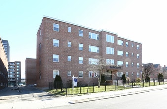 Bancroft in Hartford, CT - Building Photo - Building Photo