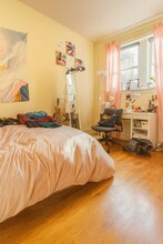 54 Egmont St in Brookline, MA - Foto de edificio - Building Photo