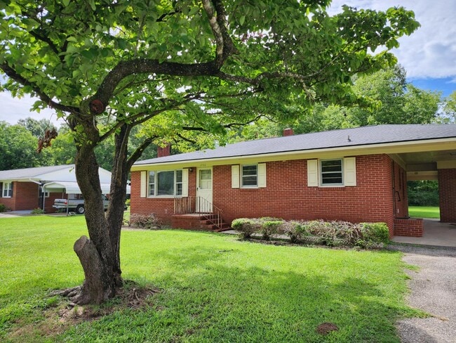 property at 1910 Sloan Ave