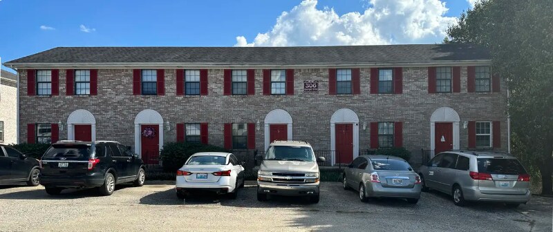 306 Spangler Dr in Richmond, KY - Foto de edificio