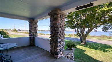 106 E Shore Ave in Groton, CT - Building Photo - Building Photo