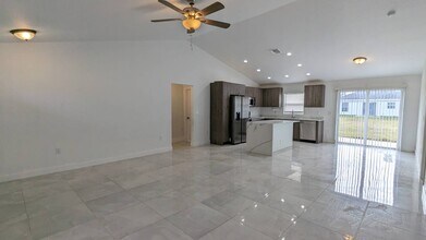 211 Grenada St NE in Lake Placid, FL - Building Photo - Building Photo