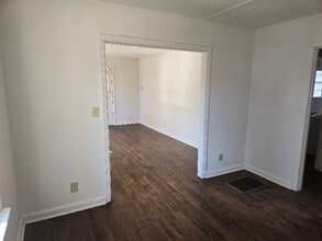 2020 Regent St in Macon, GA - Building Photo - Building Photo