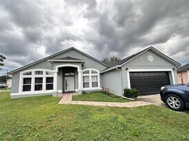 112 Dulverton Way in Kissimmee, FL - Building Photo