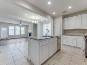 1016 Llano Falls Dr in McKinney, TX - Building Photo - Building Photo