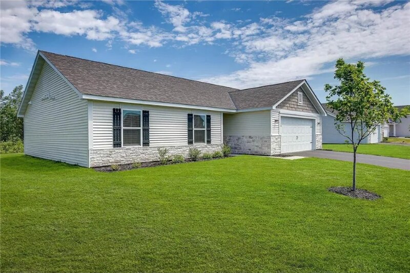 19271 Eagle Lake Rd S in Big Lake, MN - Building Photo