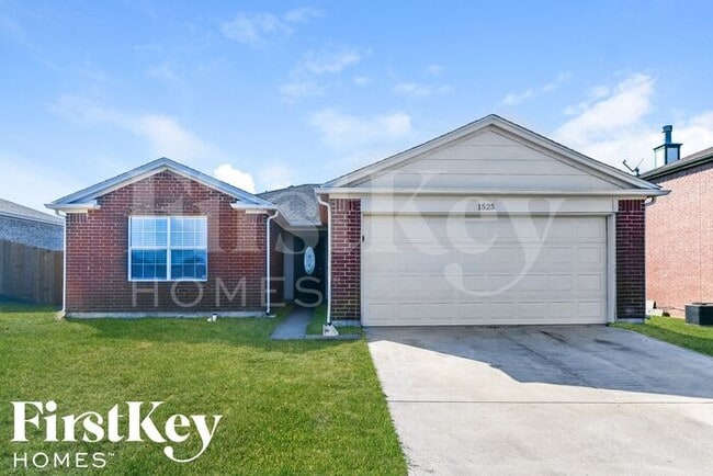 property at 1525 Heritage Blvd