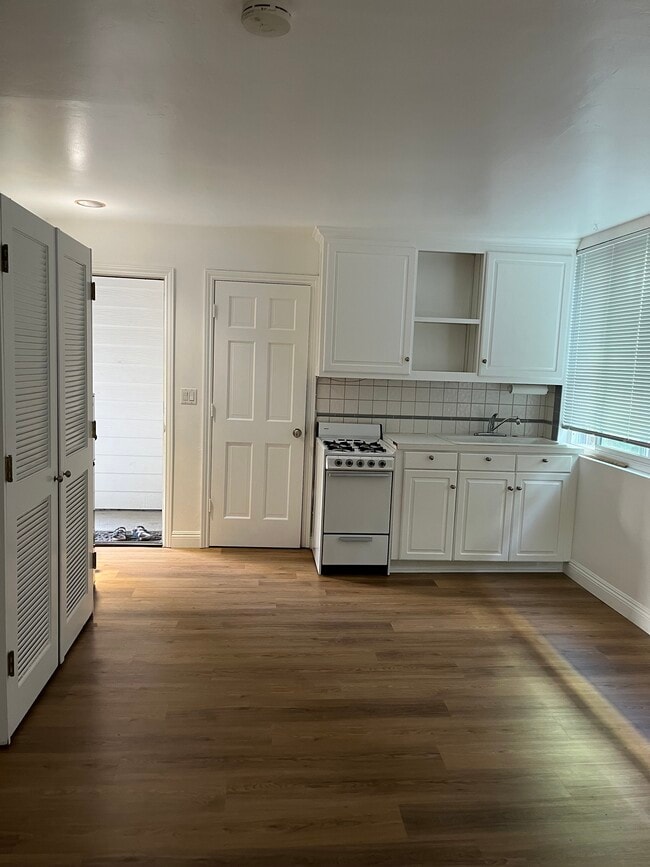 169 Merrill Pl, Unit C in Costa Mesa, CA - Foto de edificio - Building Photo