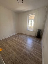 1045 E 73rd St in Chicago, IL - Building Photo - Building Photo
